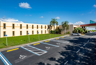 More details for 5000 Park St N, Saint Petersburg, FL - Multiple Space Uses for Rent