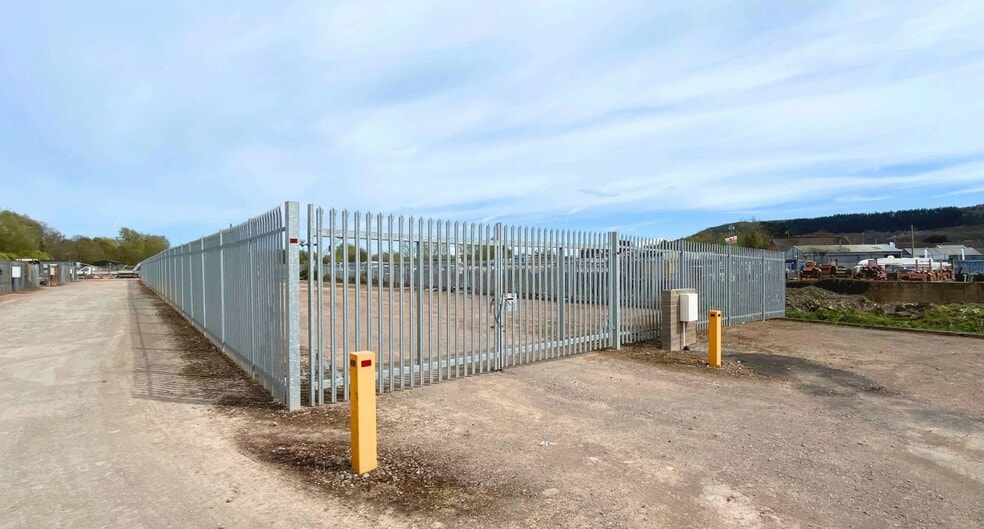 Plot B8, Ross On Wye to rent - Primary Photo - Image 1 of 4