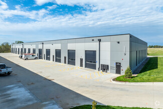 More details for 810 Interstate Pky, Waukee, IA - Industrial for Rent