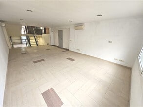 Retail in Sant Celoni, Barcelona to rent Interior Photo- Image 2 of 9