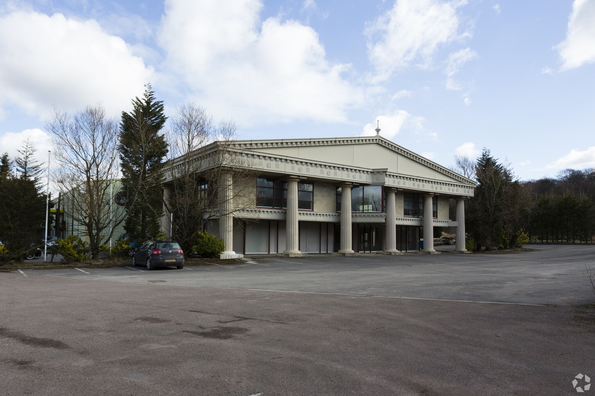 Wentworth Way, Tankersley for sale Primary Photo- Image 1 of 1