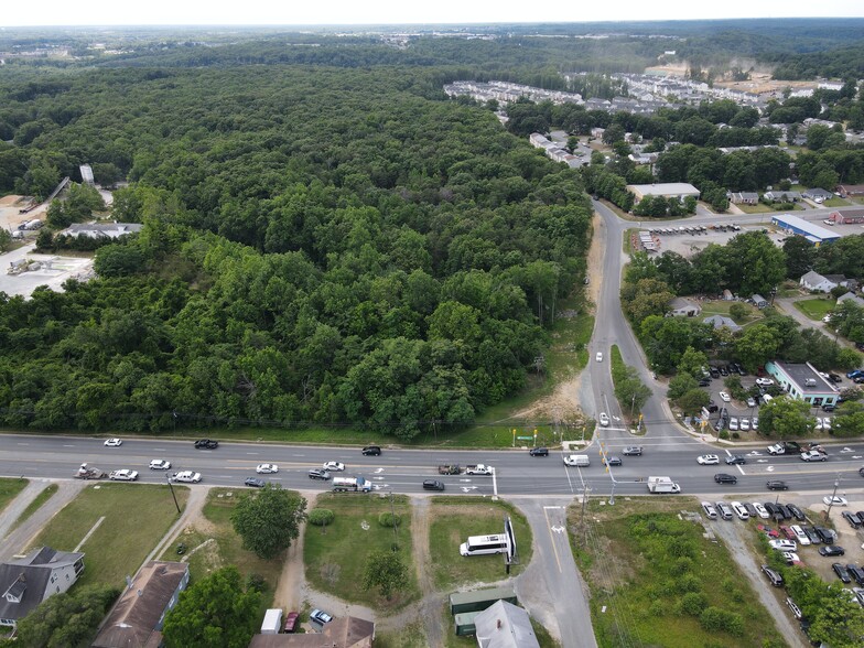 1 Olde Forge Dr, Fredericksburg, VA for rent - Aerial - Image 1 of 3