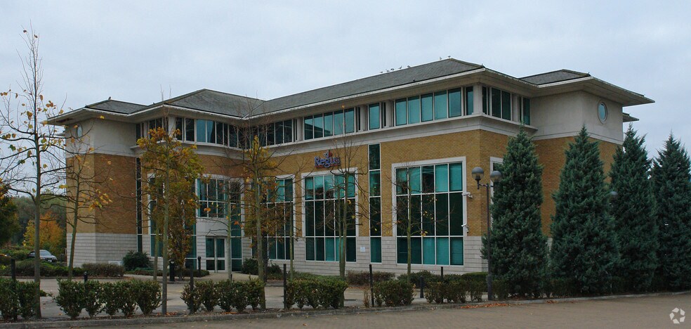 Oxford Rd, Uxbridge for sale - Primary Photo - Image 1 of 1