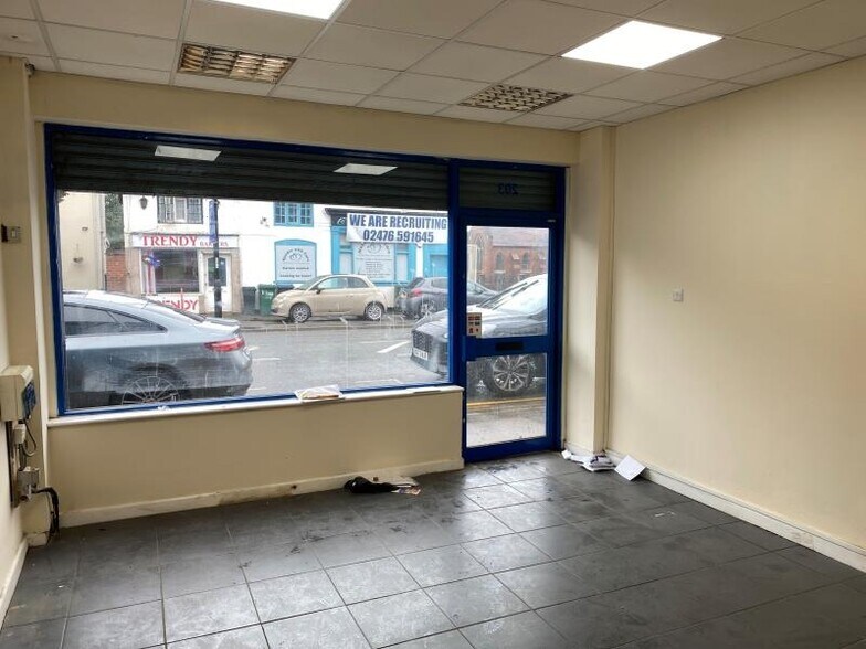 203 Longford Rd, Coventry to rent - Interior Photo - Image 3 of 3