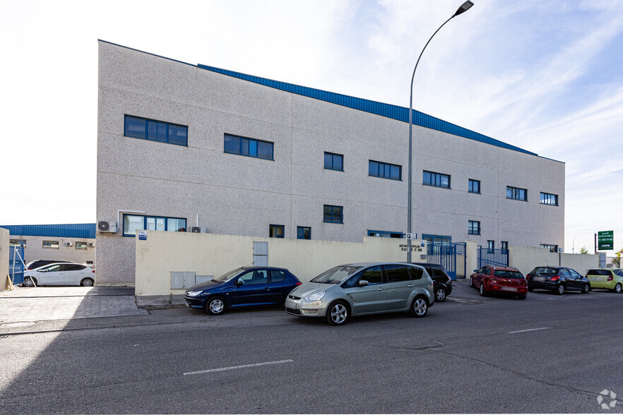 Industrial in Móstoles, MAD for sale - Building Photo - Image 3 of 8