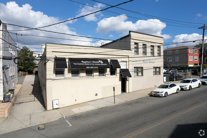 1310 5th St, North Bergen, NJ for rent - Building Photo - Image 1 of 7