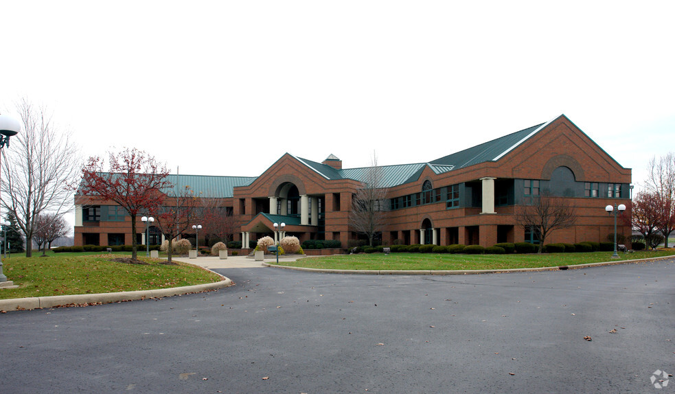 2824 Woodlawn Ave, Canton, OH for sale - Primary Photo - Image 1 of 1