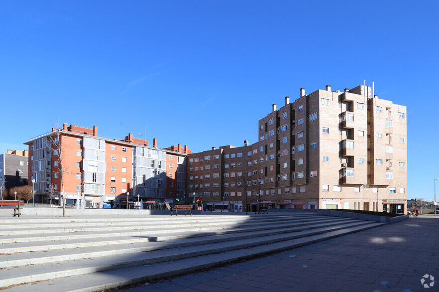 Plaza Mar Caribe, 1, Coslada, Madrid for rent - Primary Photo - Image 3 of 4