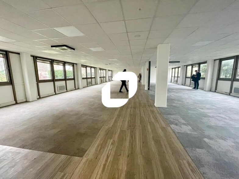 Office in Boulogne-Billancourt to rent - Building Photo - Image 3 of 32