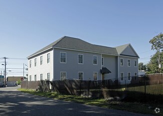 More details for 21 Old Montauk Hwy, Mastic, NY - Office for Rent