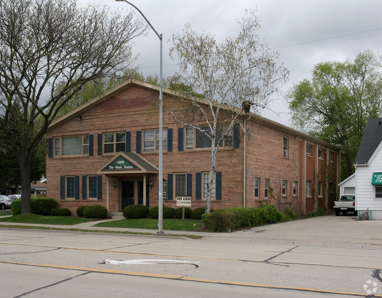 6808 University Ave, Middleton, WI for rent - Primary Photo - Image 1 of 10