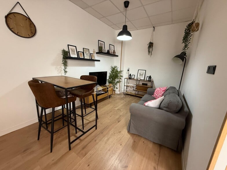 Retail in Aspe, Alicante for sale - Interior Photo - Image 2 of 12
