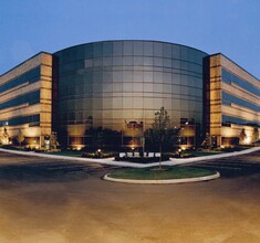 9960 Corporate Campus Dr, Louisville, KY for sale Building Photo- Image 1 of 11