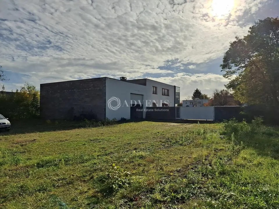 Vente Local d'activités 450 m² - Photo 1