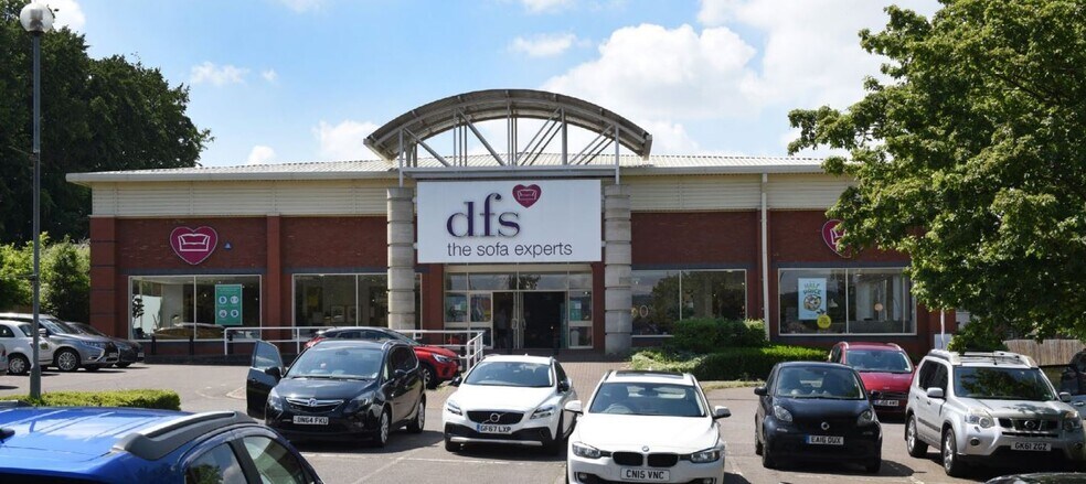 London Rd, Maidstone for sale - Building Photo - Image 1 of 1