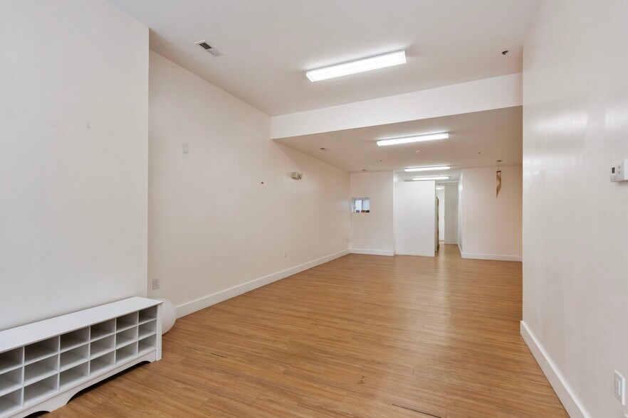 2719 W Girard Ave, Philadelphia, PA for rent - Building Photo - Image 3 of 4