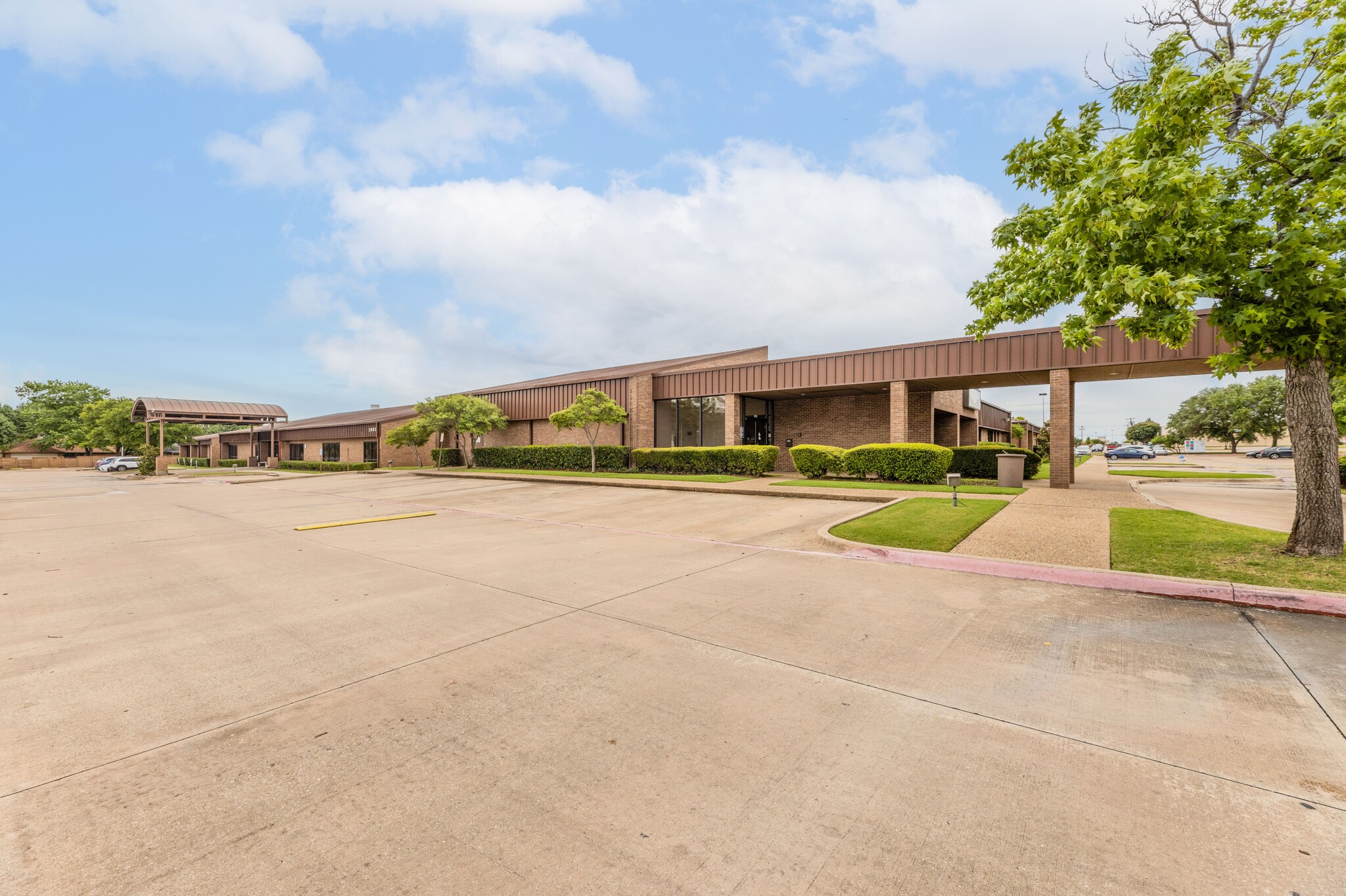 2540 N Galloway Ave, Mesquite, TX for rent Building Photo- Image 1 of 2