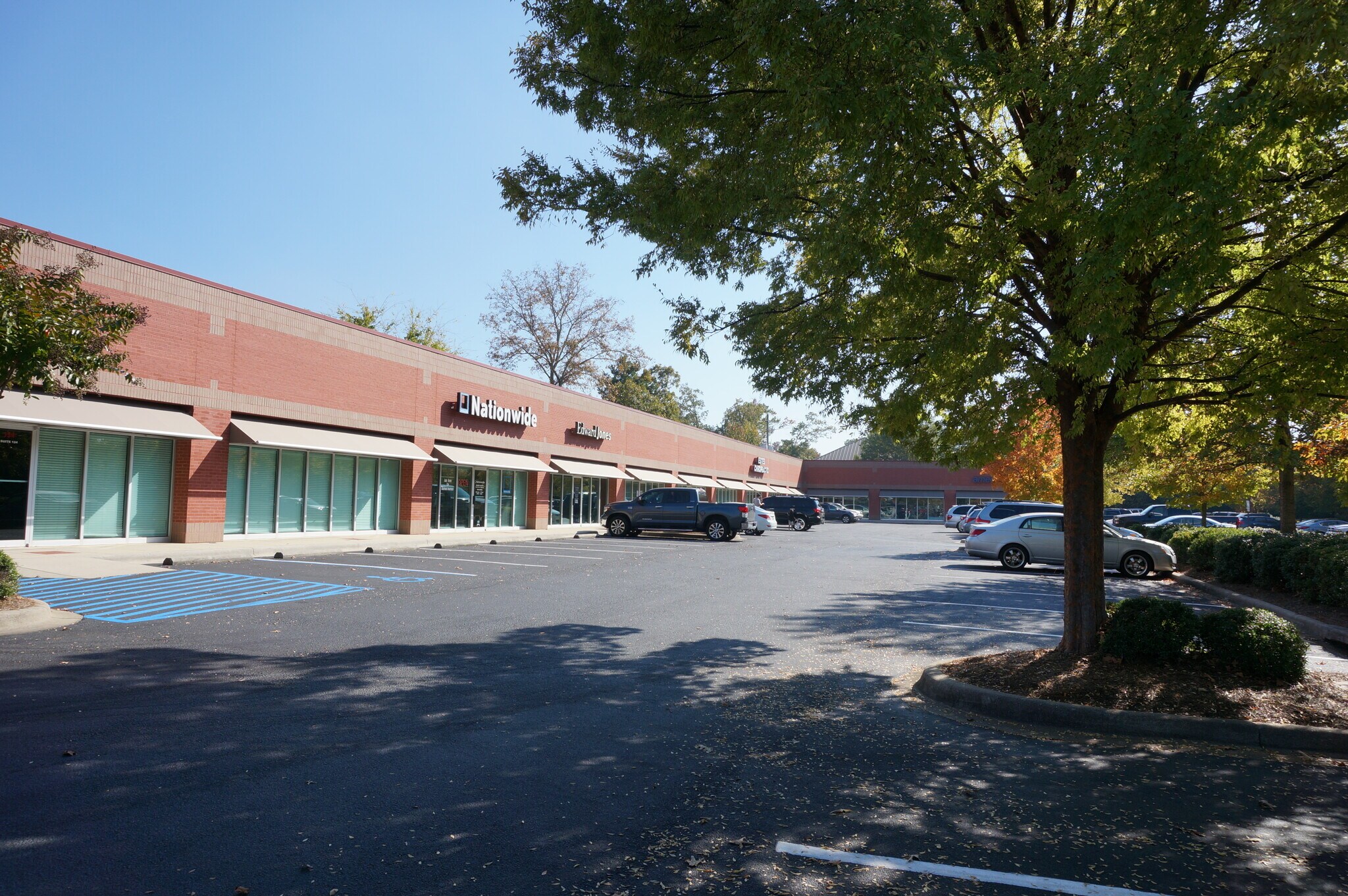 3000 Meadowlake Dr, Birmingham, AL to rent Building Photo- Image 1 of 6