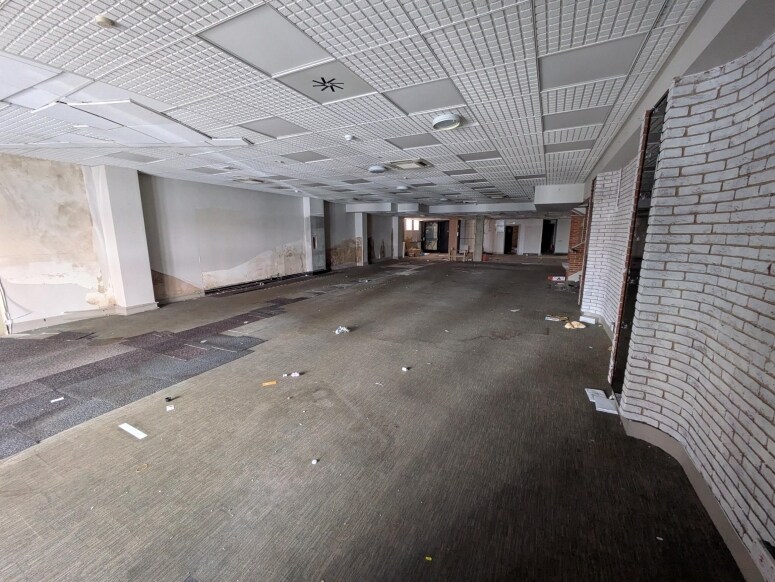 14 High St, Dorking to rent Interior Photo- Image 1 of 2