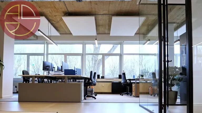 Location Bureaux 240 m² - Photo 1