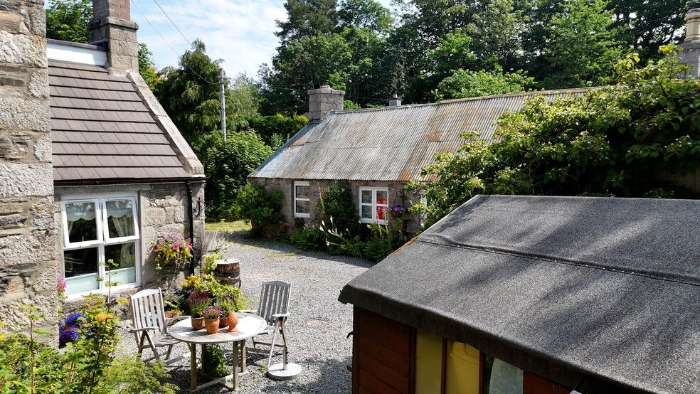 Willowbank Guest House and Willowbank Bothy, Grantown On Spey for sale - Building Photo - Image 2 of 27