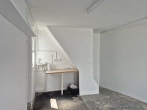 Avenue Rd, Freshwater to rent Interior Photo- Image 2 of 3