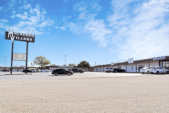 1708-1728 Parkway Dr, Lubbock, TX for sale Building Photo- Image 1 of 17