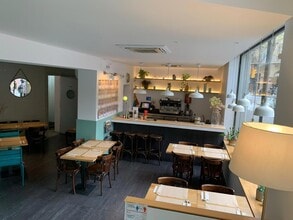 Retail in Barcelona, Barcelona to rent Interior Photo- Image 1 of 11