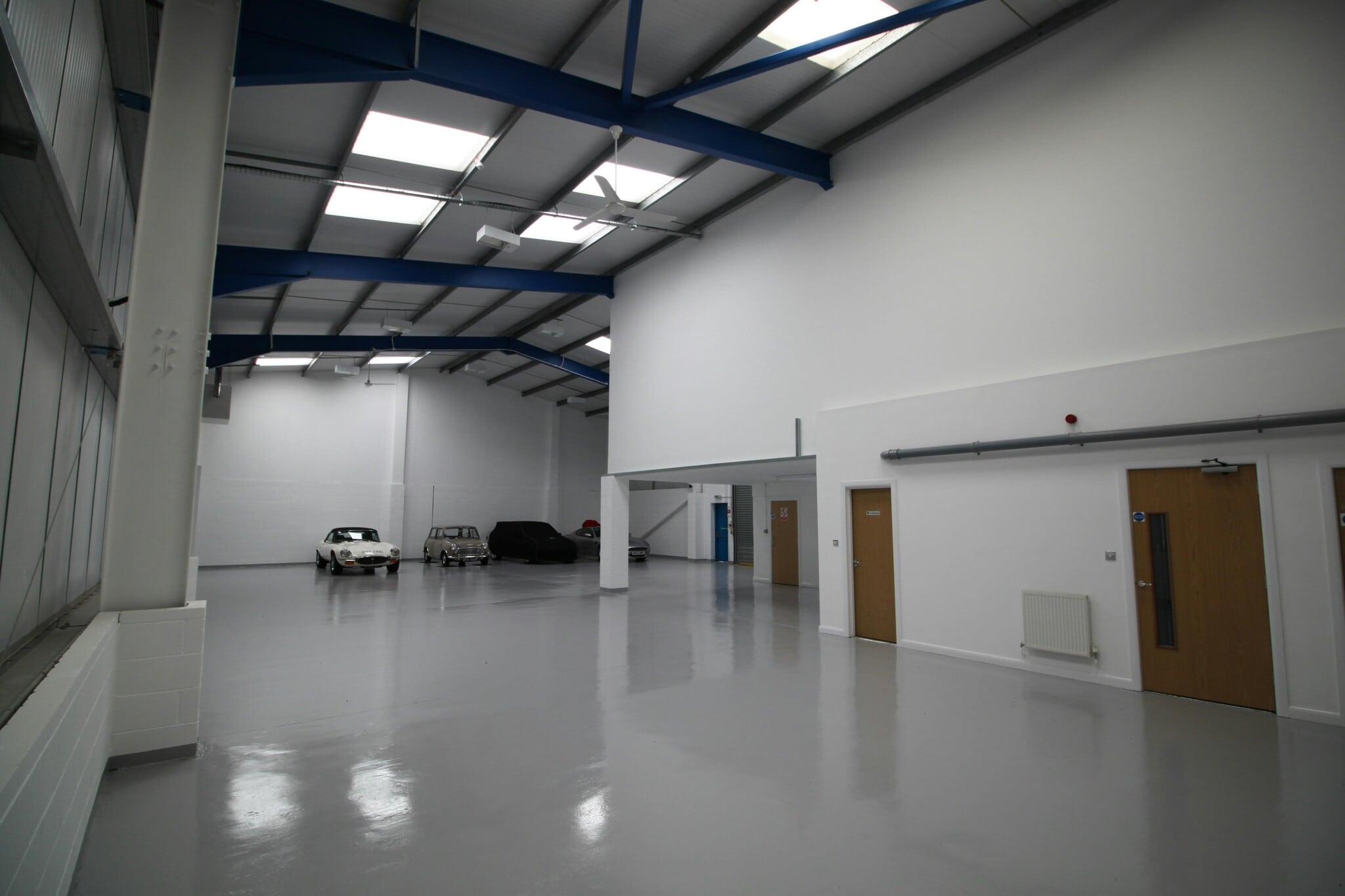 Brookhampton Ln, Kineton to rent Building Photo- Image 1 of 10