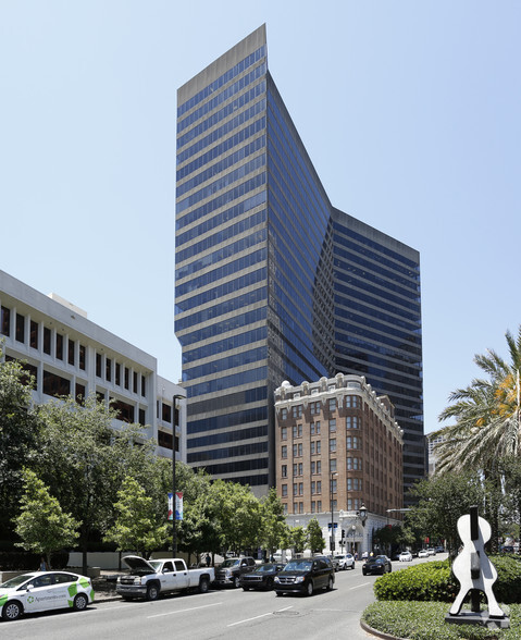 650 Poydras St, New Orleans, LA for rent - Primary Photo - Image 1 of 2