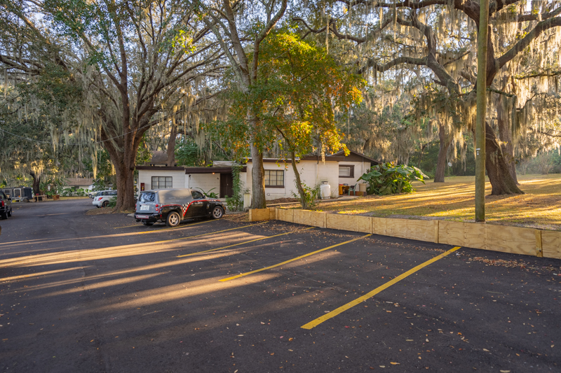 8105 W Colonial Dr, Orlando, FL for sale - Building Photo - Image 2 of 38