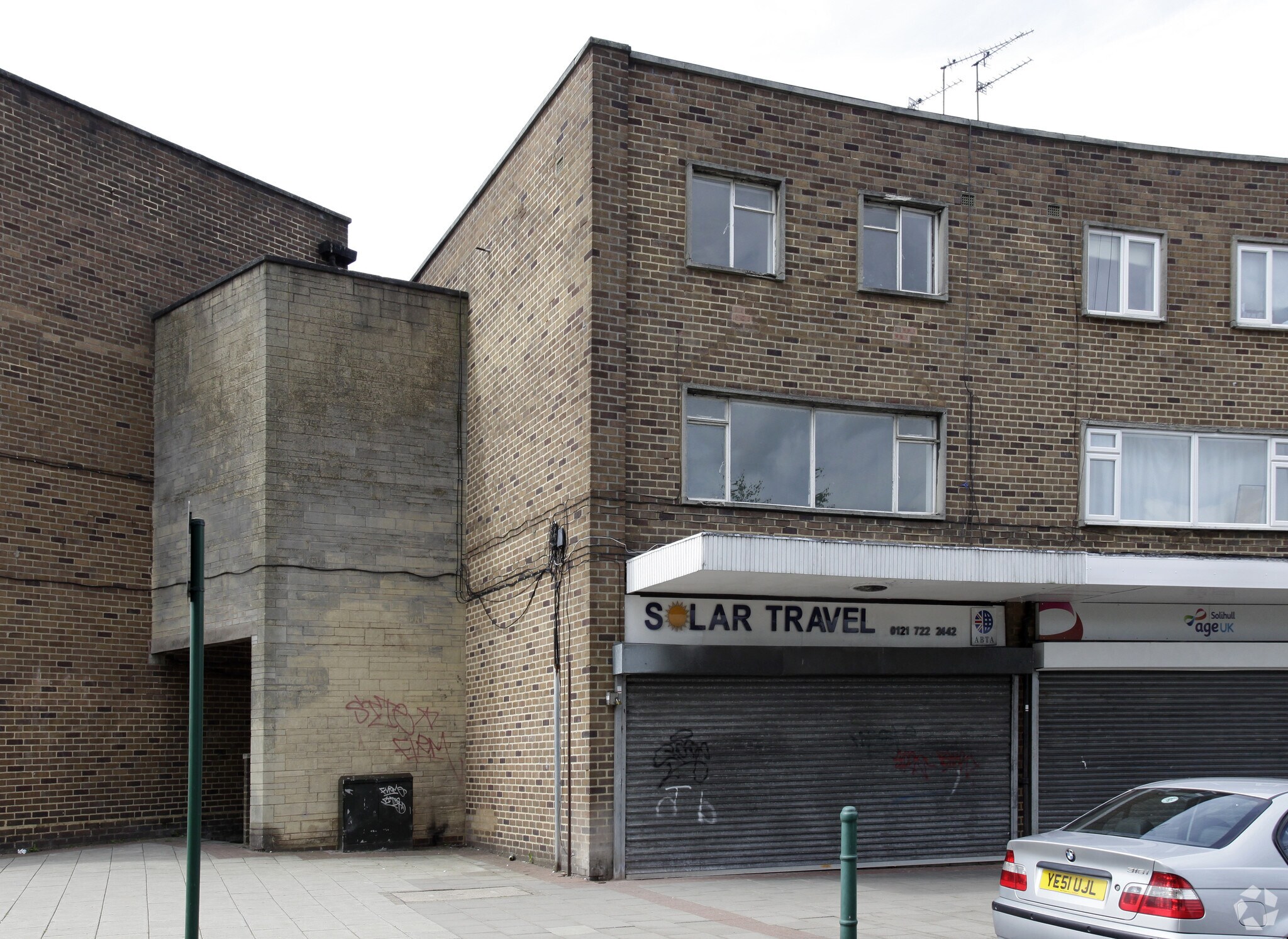 87-87A Hobs Moat Rd, Solihull for sale Primary Photo- Image 1 of 1