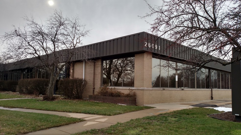 26091 Sherwood Ave, Warren, MI for rent - Building Photo - Image 1 of 9