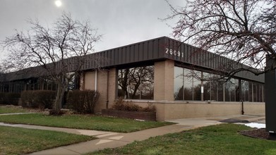 26091 Sherwood Ave, Warren, MI for rent Building Photo- Image 1 of 10