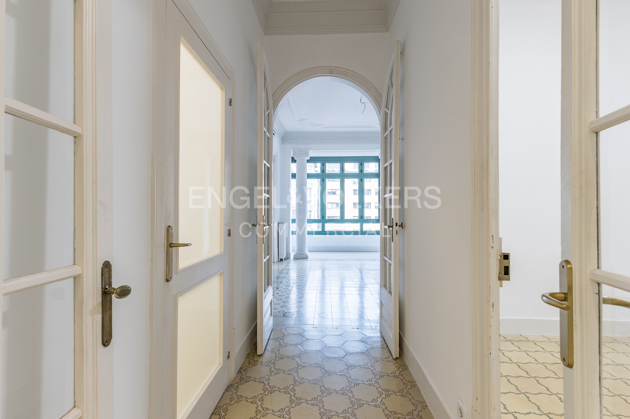 Office in Barcelona, Barcelona to rent Interior Photo- Image 1 of 28