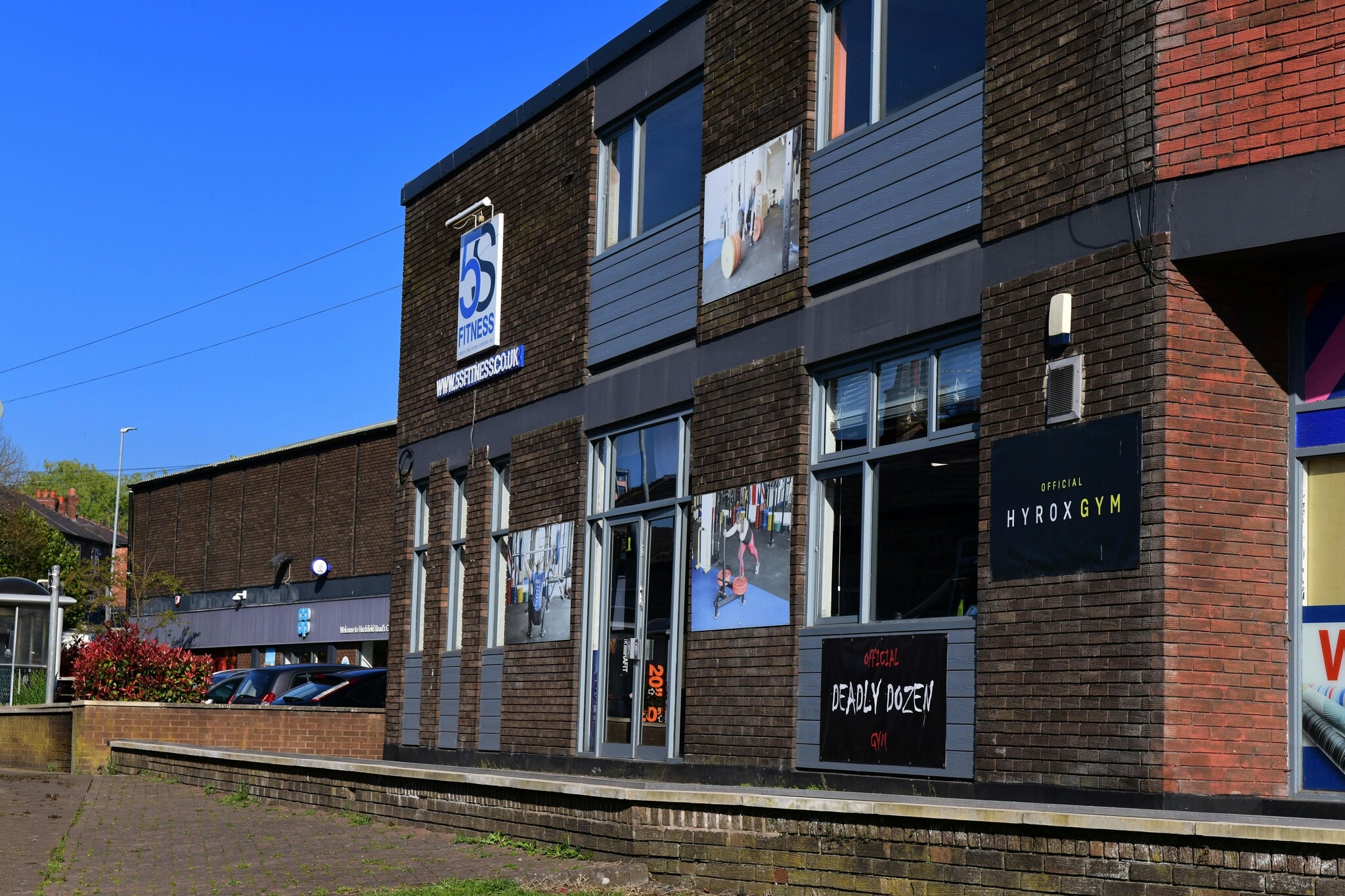 Hurdsfield Rd, Macclesfield to rent Building Photo- Image 1 of 6