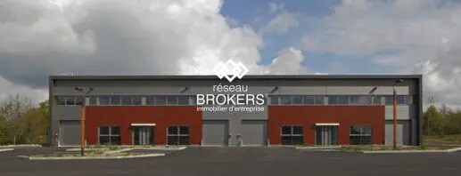 Location Entrepôt 352 m² - Photo 1