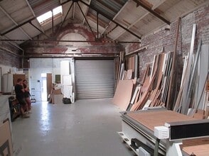 Sykes St, Cleckheaton to rent Interior Photo- Image 2 of 6