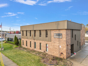 22777 Kelly Rd, Eastpointe, MI for rent Building Photo- Image 1 of 9