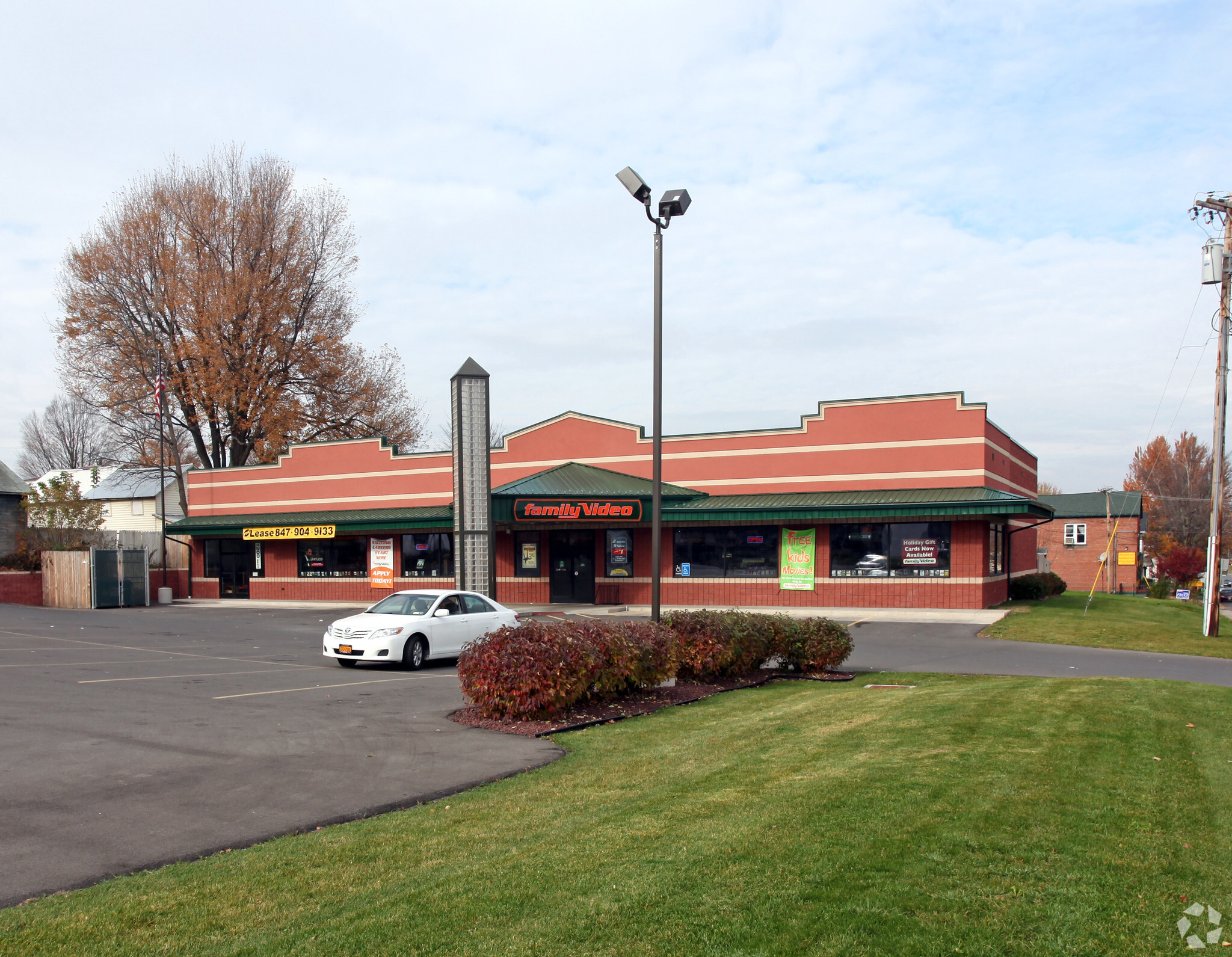 104 W Broadway, Fulton, NY for rent Primary Photo- Image 1 of 4