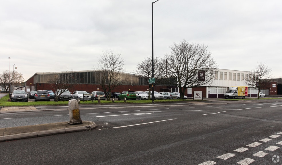 Avonmouth Way, Avonmouth to rent - Building Photo - Image 2 of 7