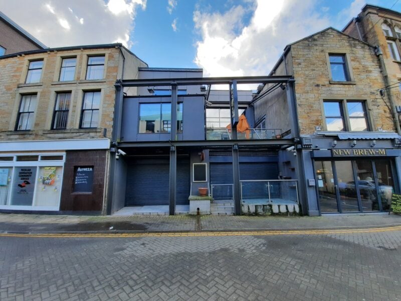 13 St. James's Row, Burnley for sale Primary Photo- Image 1 of 1