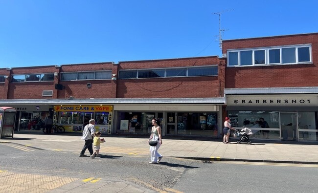 More details for 46-70 Standishgate, Wigan - Retail to Rent