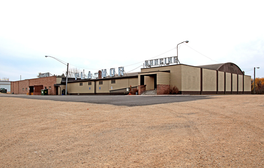 1904 9th St E, Glencoe, MN for sale - Primary Photo - Image 1 of 1