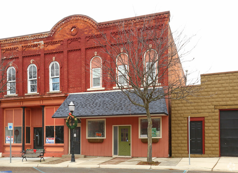 109 E Main St, Vernon, MI for sale - Primary Photo - Image 1 of 1