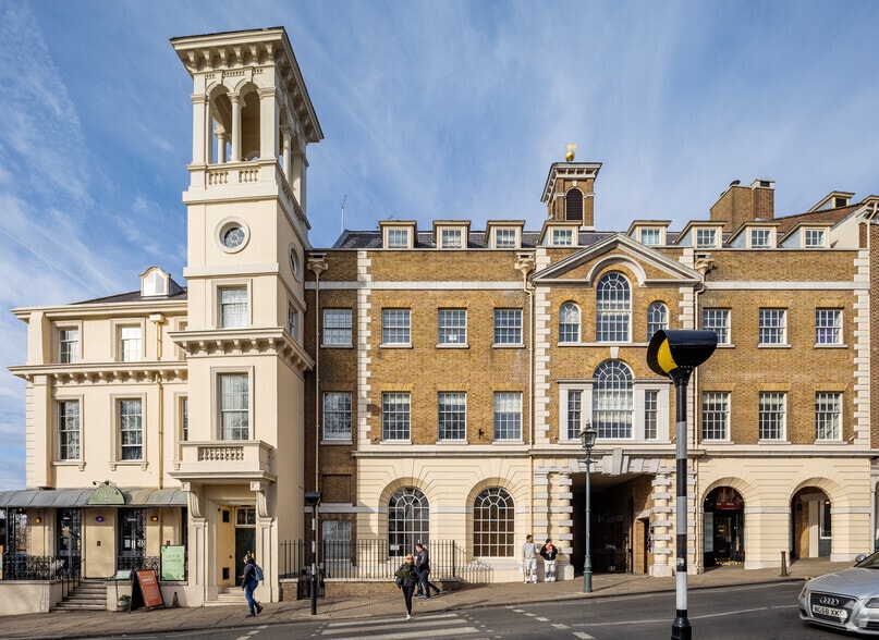 3 Heron Sq, Richmond to rent - Building Photo - Image 2 of 7