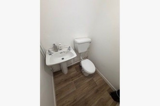 10 North Albert St, Fleetwood to rent Interior Photo- Image 2 of 6