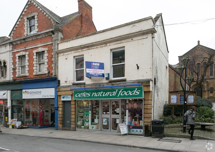 9-11 Princes St, Yeovil to rent - Primary Photo - Image 1 of 2