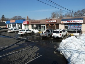 2501-2507 Middle Country Rd, Centereach, NY for rent Building Photo- Image 1 of 12