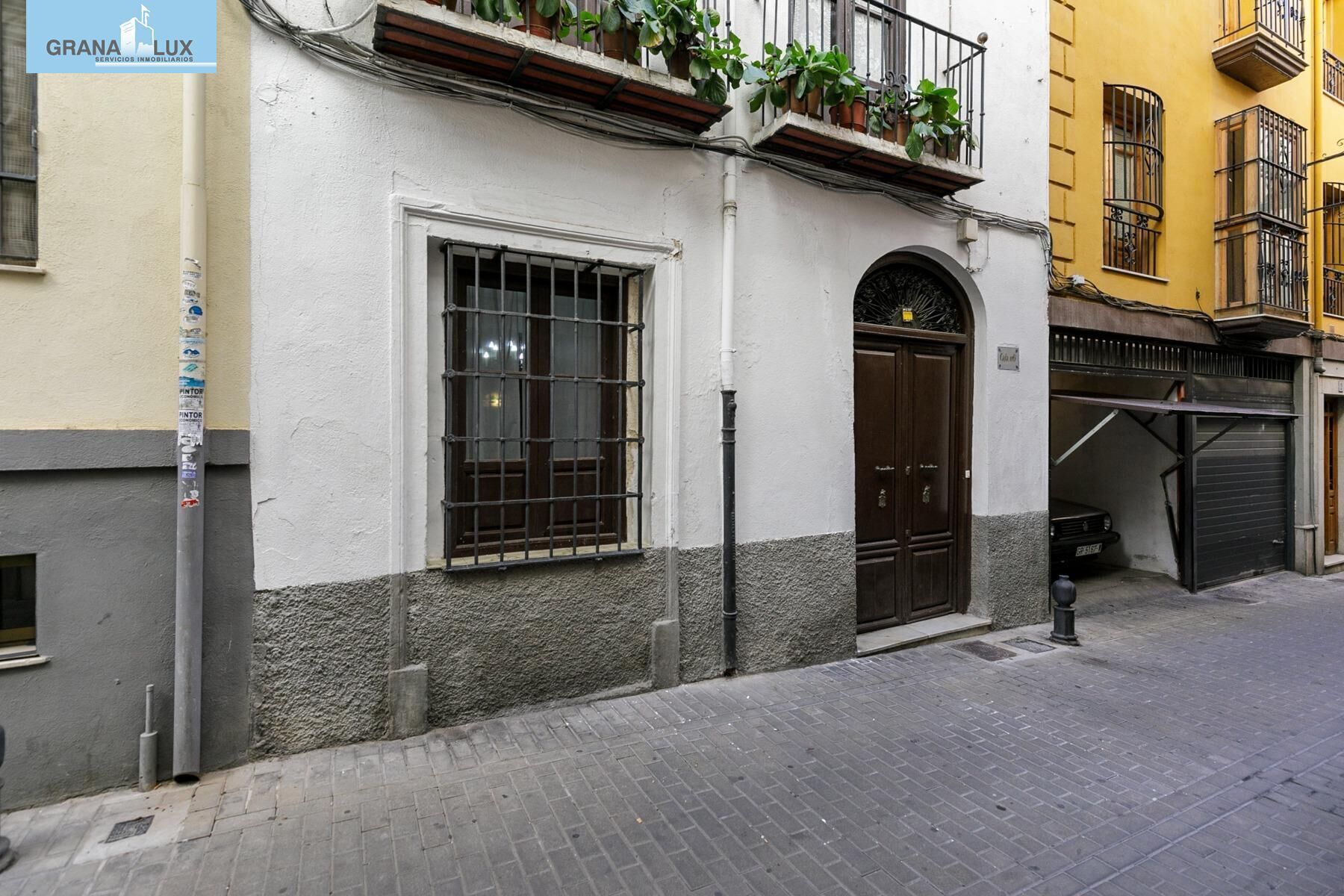 in Granada for sale Building Photo- Image 1 of 29